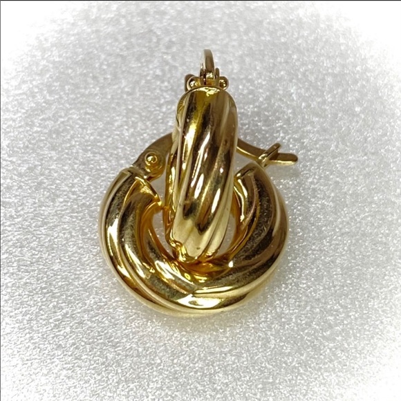 14K Gold Round Twist Hoop Earrings - Picture 2 of 4